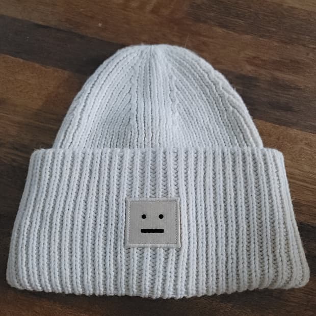 아크네스튜디오 정품 비니

남녀공용 새제품급