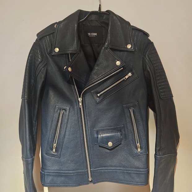 이영준옴므 네이비컬러 라이더 레더자켓 90