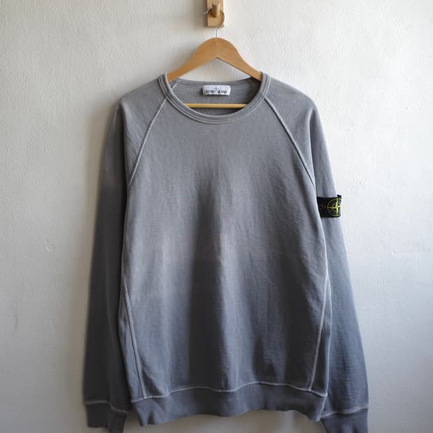 스톤아일랜드 가먼트다잉 스웻셔츠