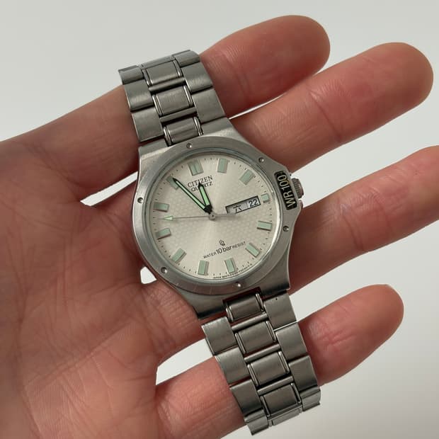 빈티지 시계 1990년대 실버 쿼츠 남성