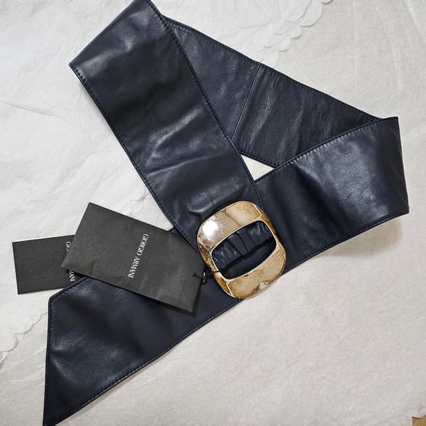 조르지오 아르마니 광폭 양가죽 벨트 미착용 70만원