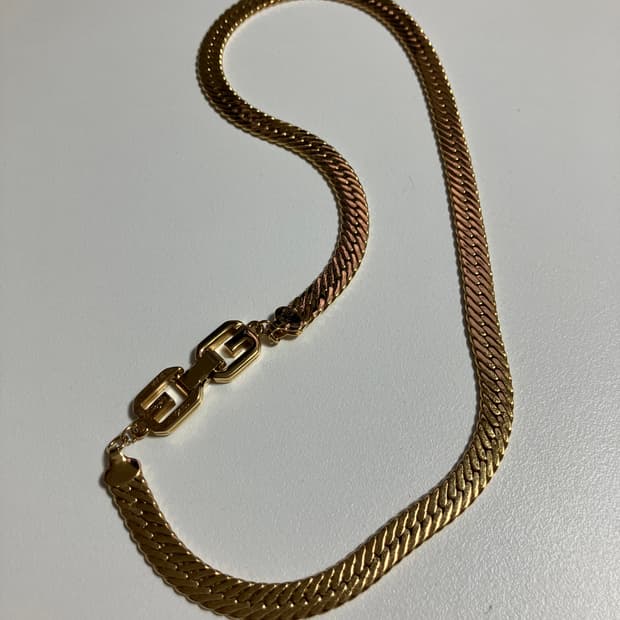지방시 금목걸이