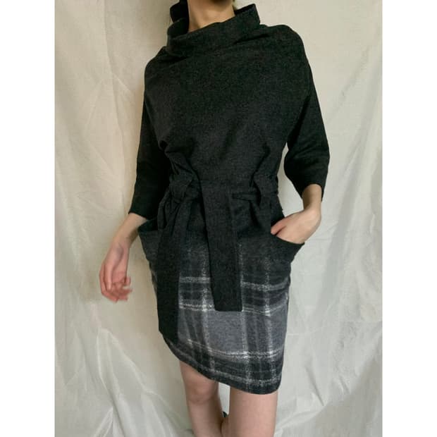 비비안 웨스트우드 입체 재단 울 원피스