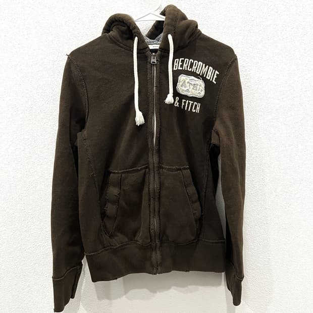 아베크롬비 앤 피치 빈티지 아플리케 로고 머슬 핏 후드 집업