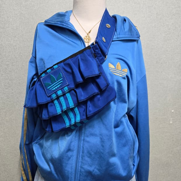 아디다스 정품 구파 / 프릴백 구파  95사이즈