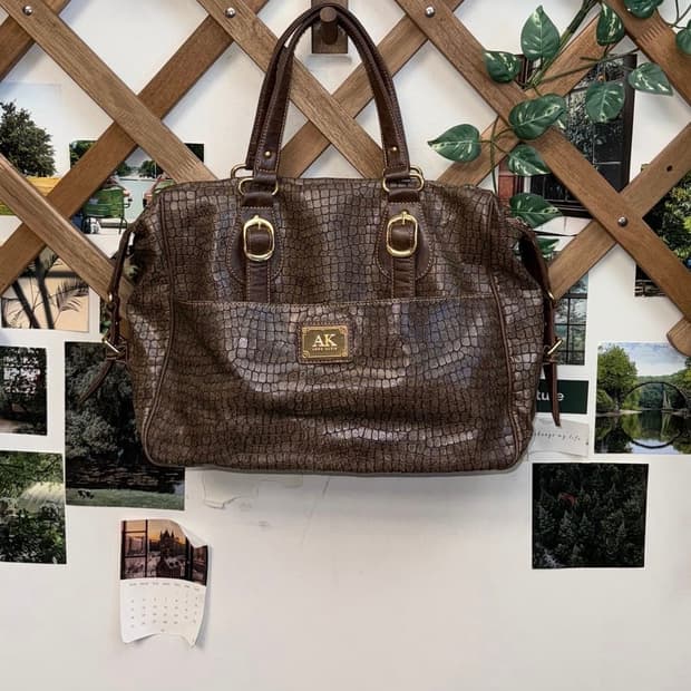 Anne Klein 브라운 버클 뱀피 무드 토트백