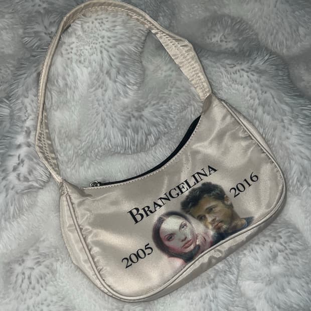 praying 브란젤리나 숄더백