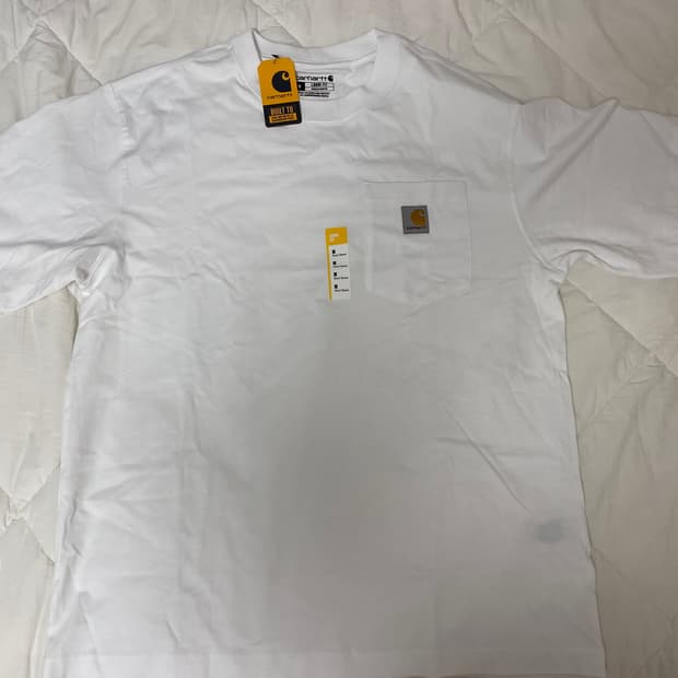 칼하트 티셔츠