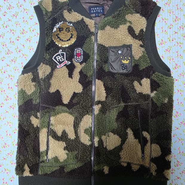 파리게이츠 카모 플리스조끼