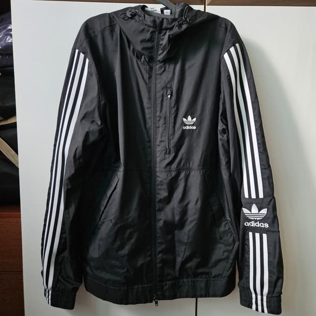 아디다스 바람막이 XL