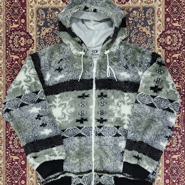 00's Piko 노르딕 패턴 플리스 M