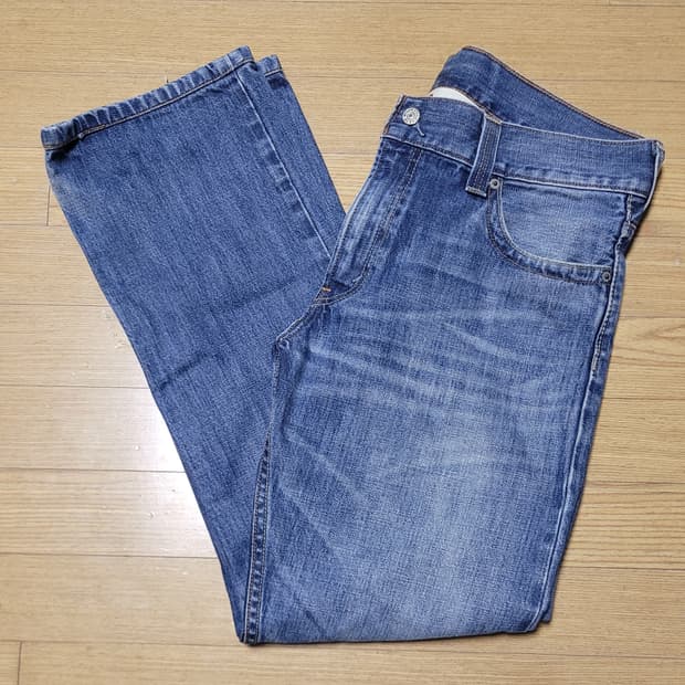 리바이스 523 워싱 일자청바지

