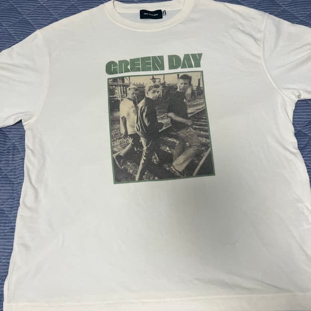 green day band tee