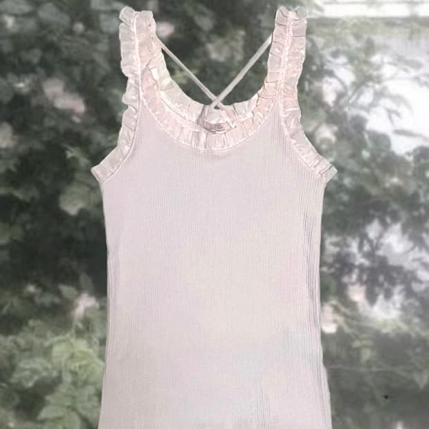 nice claup 나이스클랍 프릴 골지 슬리브리스