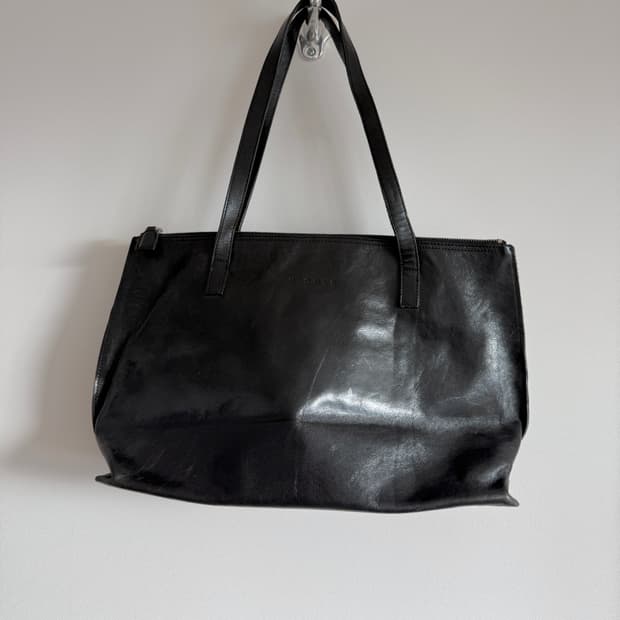 Nicole St Gilles 레더 숄더백