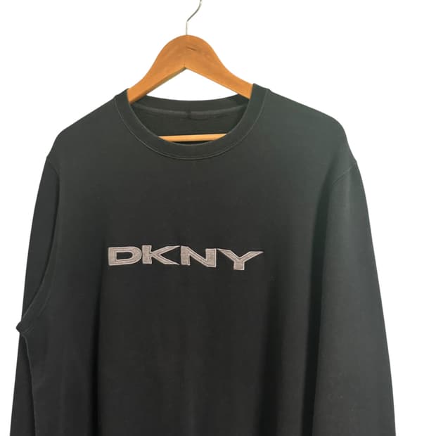 00’s DKNY 맨투맨