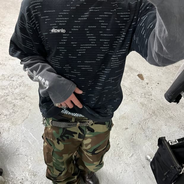 00s airwalk layered long slv