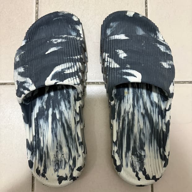 [한정판] 아디다스 슬리퍼 아딜렛 카본 265