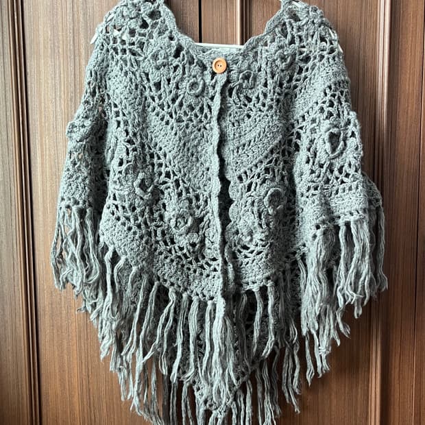 어스뮤직 니트 케이프