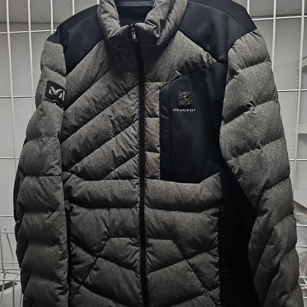 밀레 정품 구스경량패딩 105사이즈 푸조 에디션 