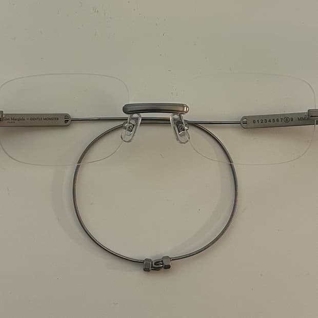 젠틀몬스터 마르지엘라 무테안경 mm219