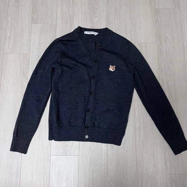 메종키츠네 폭스헤드 가디건