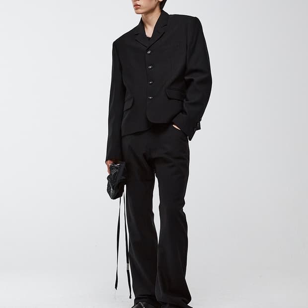 4-BUTTON WOOL CROPPED BLAZER BLACK