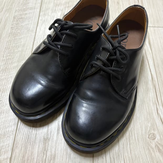 닥터마틴 1461 3홀 스무스 230