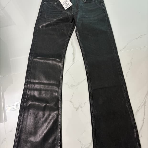 자라 X Ludovic de Saint Sernin 블랙 왁스 코팅진