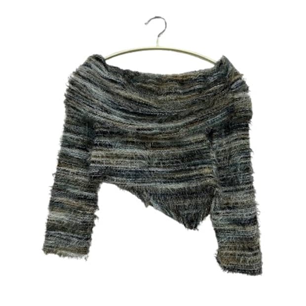 오프숄더 크롭 니트 