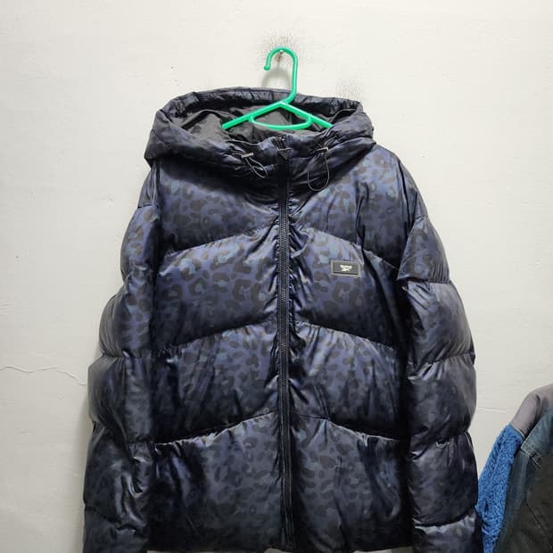 리복 레오파드 숏패딩 