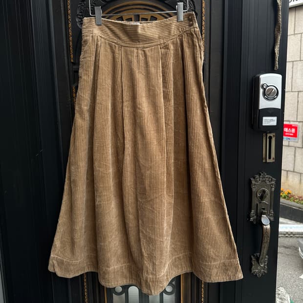 coen 코듀로이 스커트