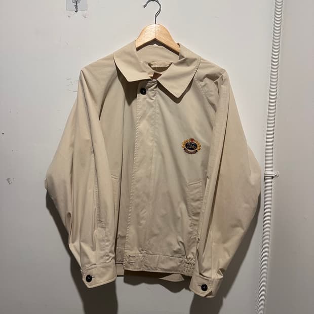 버버리 엠블럼  베이지 자켓