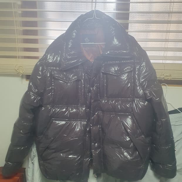 몽클레르 그레노블 테카