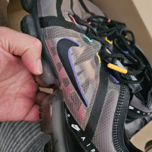 나이키 에어 베이퍼맥스 VM19 모델이에요
265mm 