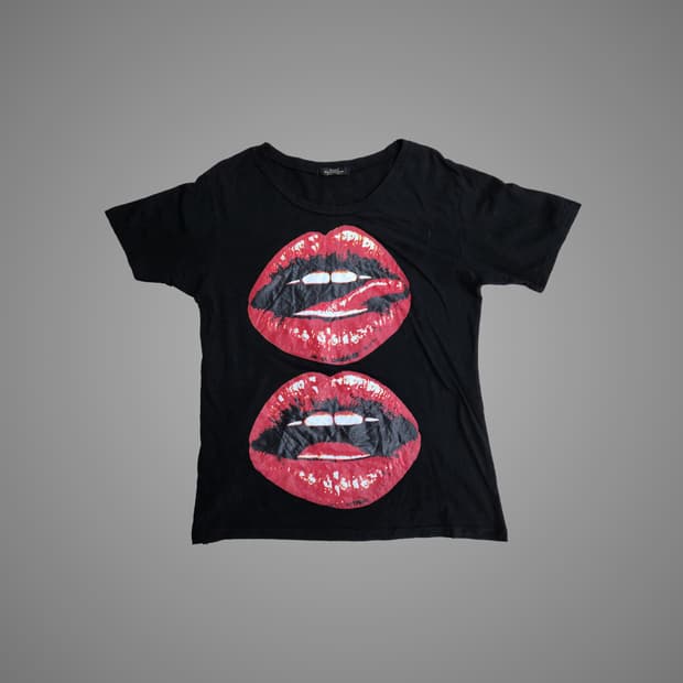 Lip Graphic T-Shirt