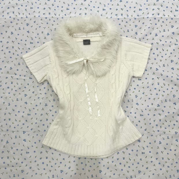 일브 달천깔 히메갸루 니트 퍼리본 로걀탑 리즈리사엑시즈팜트랄라라빈티지