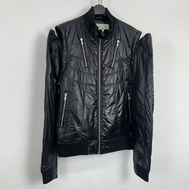 IKKA Detachable Sleeve Zip Detail Padded