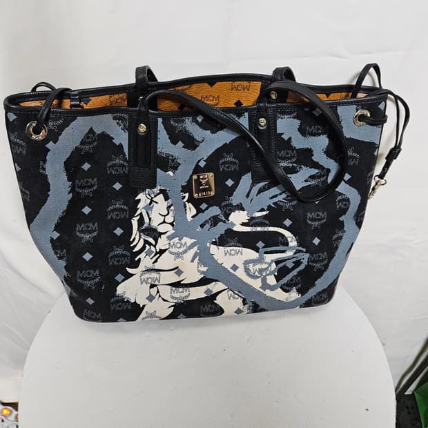 MCM 엠씨엠 리버시블 쇼퍼백 토트백 숄더백