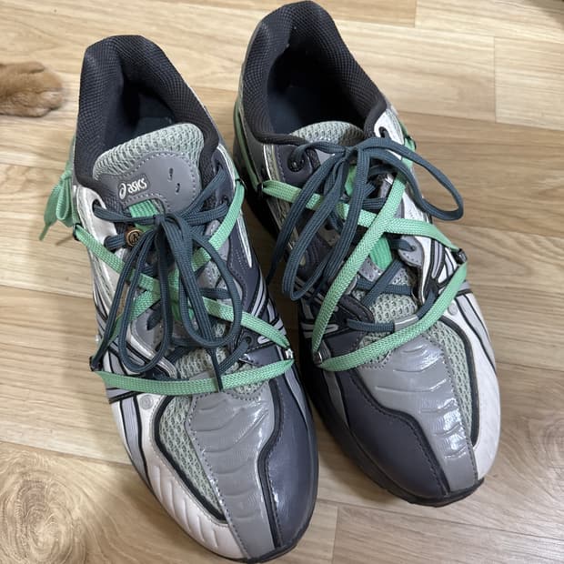 아식스 앤더슨벨 270 HN2-S 프로토블라스트 스모크 그레이