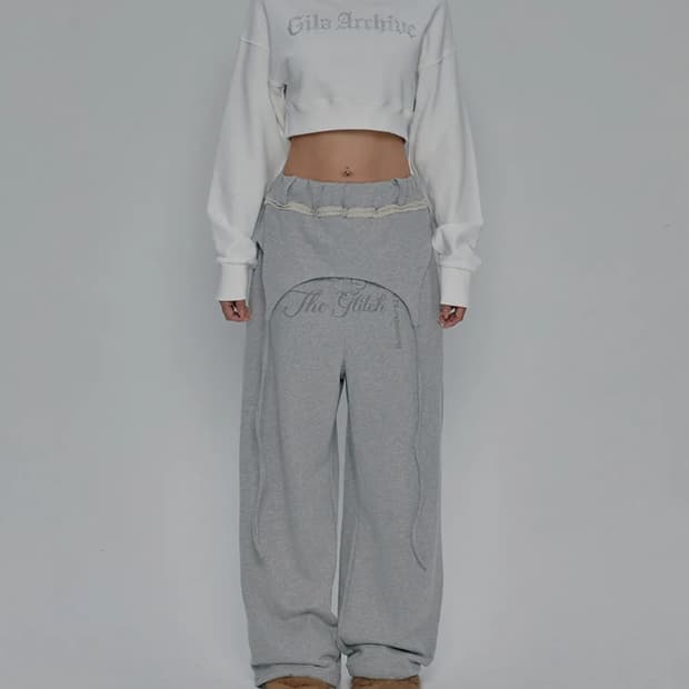 길라아카이브 OVERLAP SCRIPT SWEATPANTS_GREY