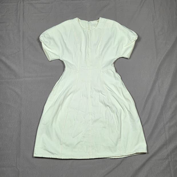 [COS] 퍼프 슬리브 패널 코튼 원피스 | A00154