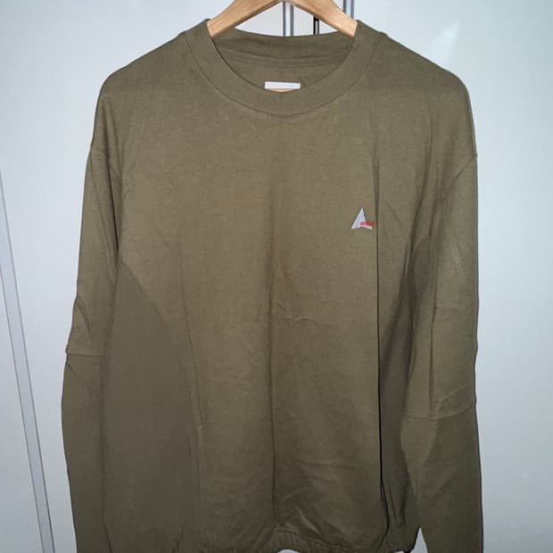 ROA Paneled Crewneck