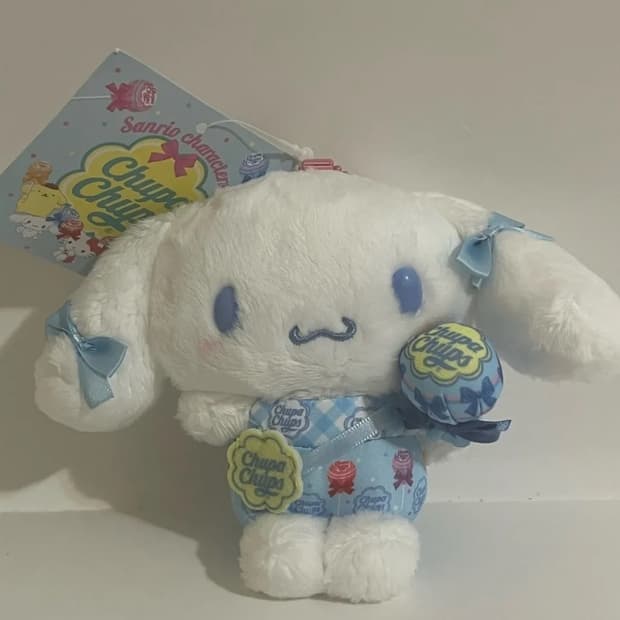 시나모롤 콜라보 키링 판매