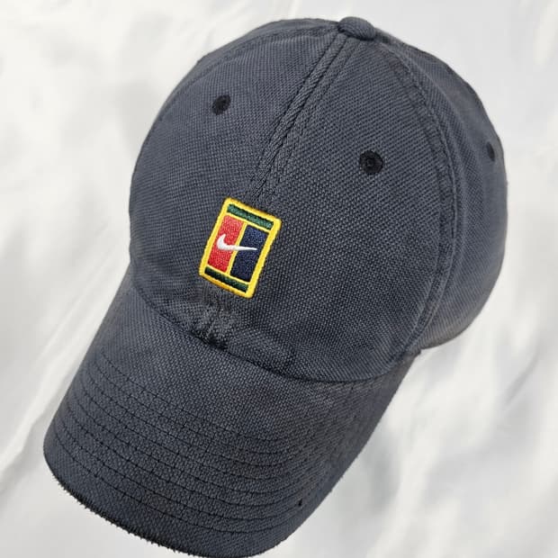 나이키테니스코트모자