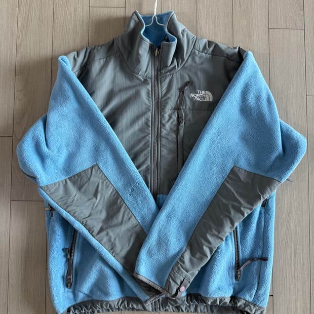 노스페이스 후리스