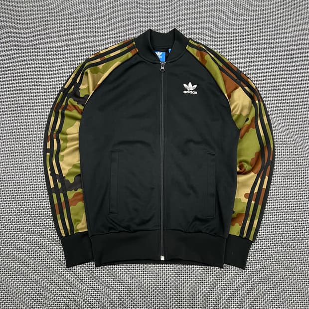 착샷O 아디다스 카모 져지 85