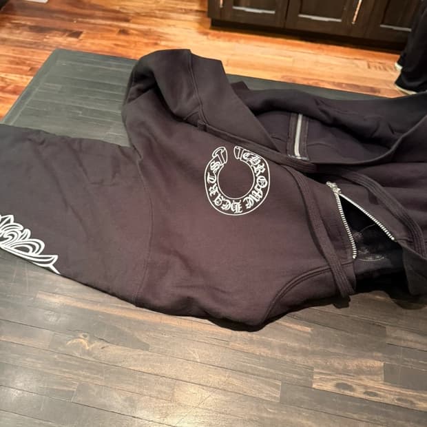 크롬하츠 홀스슈 플로랄 헤비웨이트 집업 후드 블랙