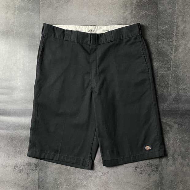 DICKIES 디키즈 블랙 릴렉스핏 워크 하프팬츠 A01143