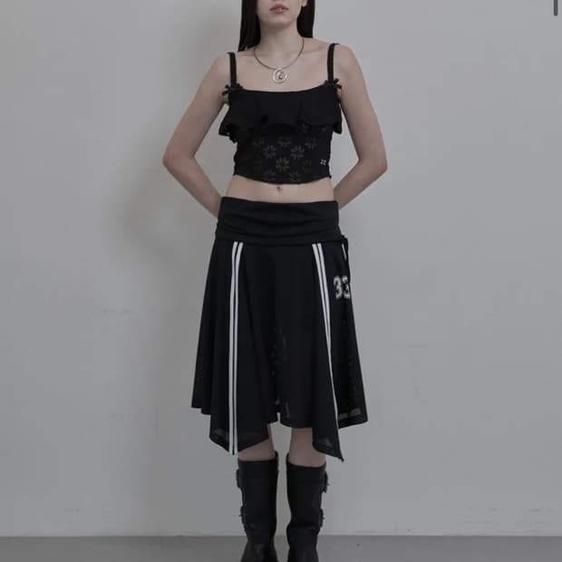 셋업이엑스이 33 SPORTY SKIRT BLACK